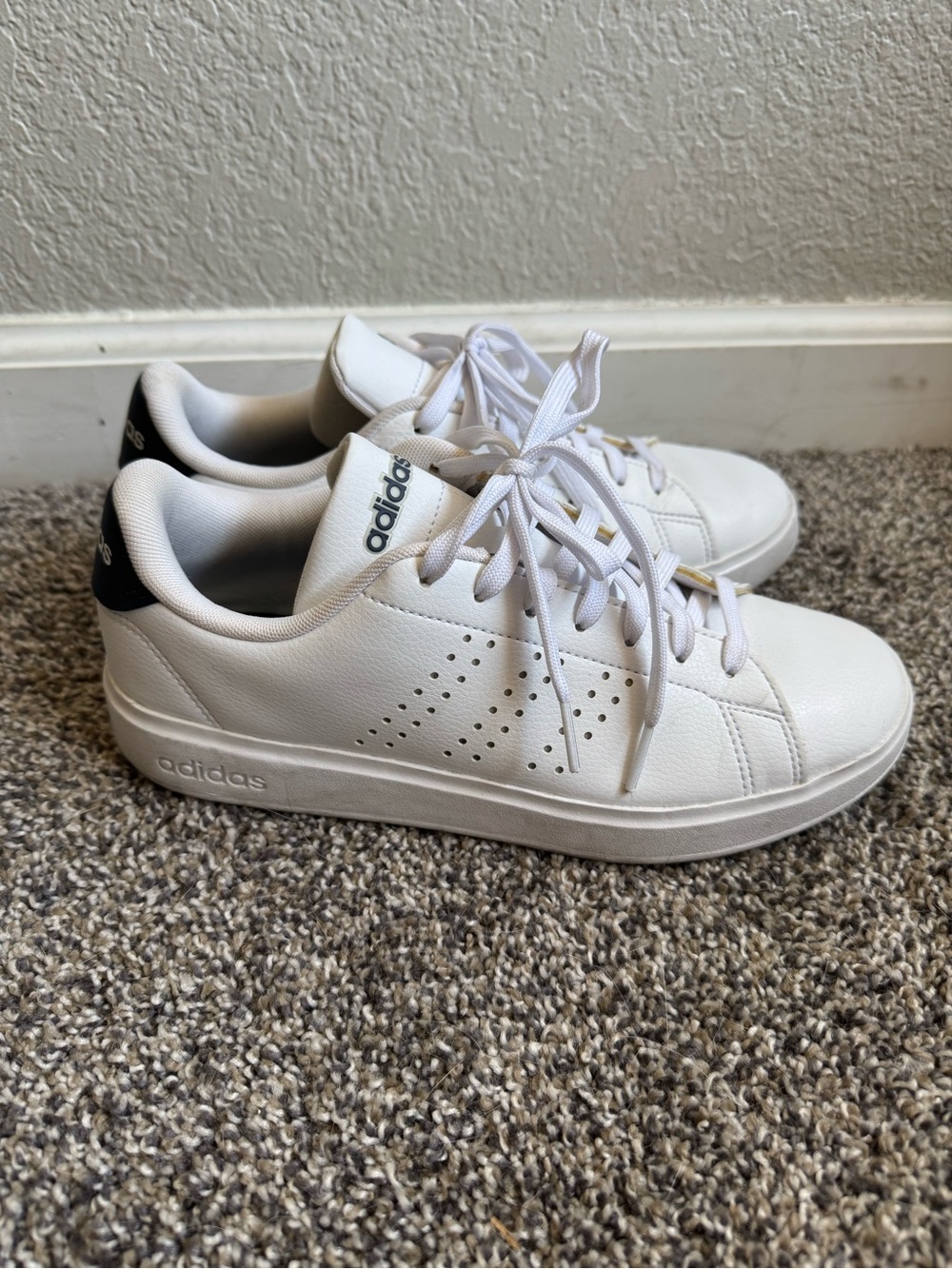 Adidas Women’s Advantage 2.0 Sportswear Sneakers - Navy/White